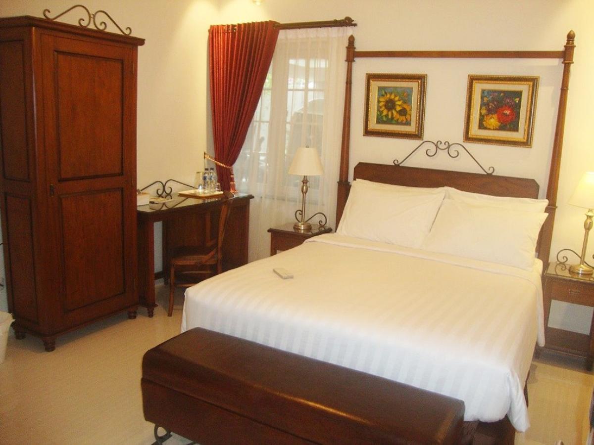 Hotel Front One Boutique Baluran Malang Exterior foto