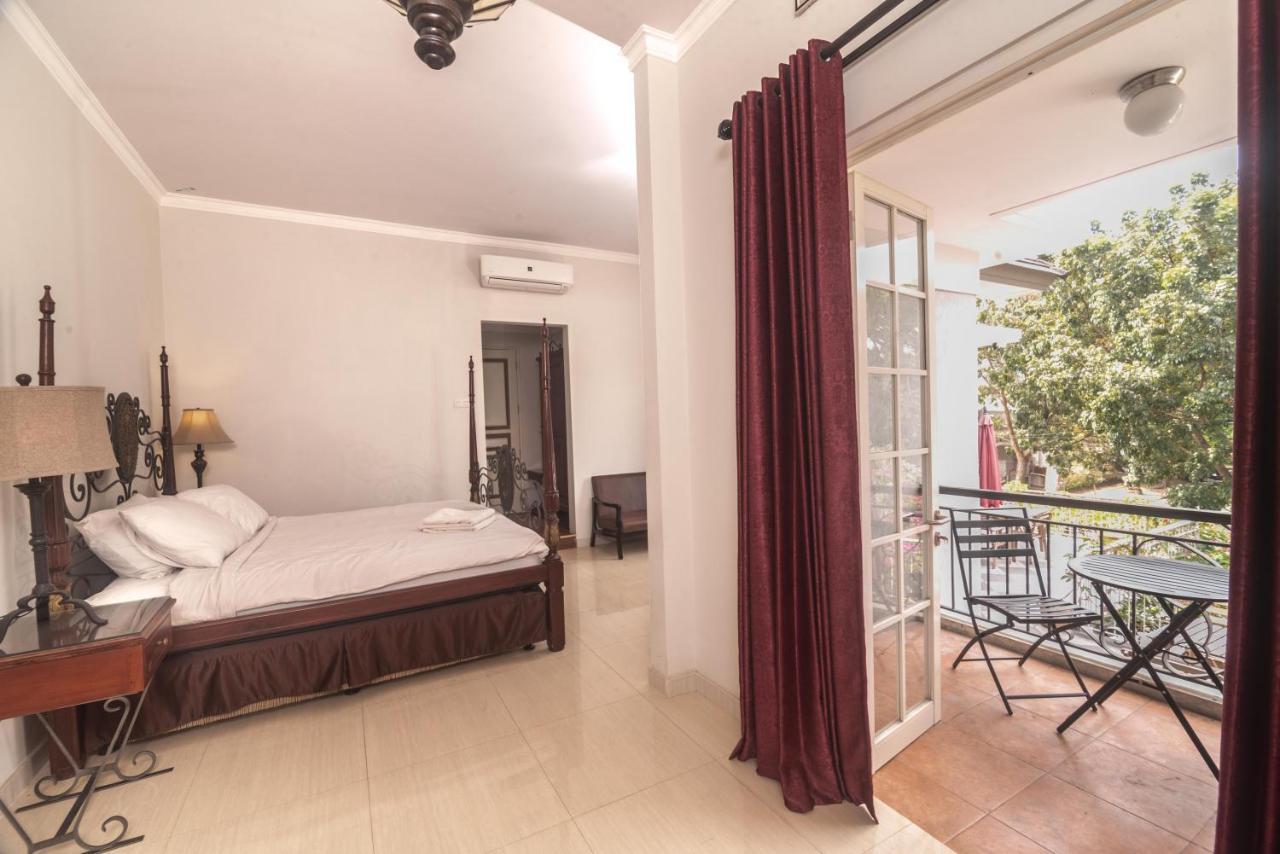 Hotel Front One Boutique Baluran Malang Exterior foto
